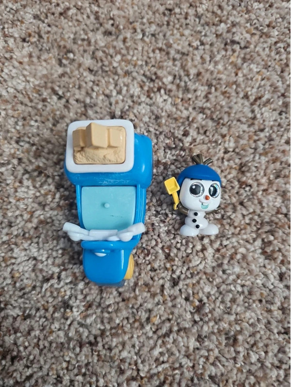Olaf Disney Doorables Let's Go Cars